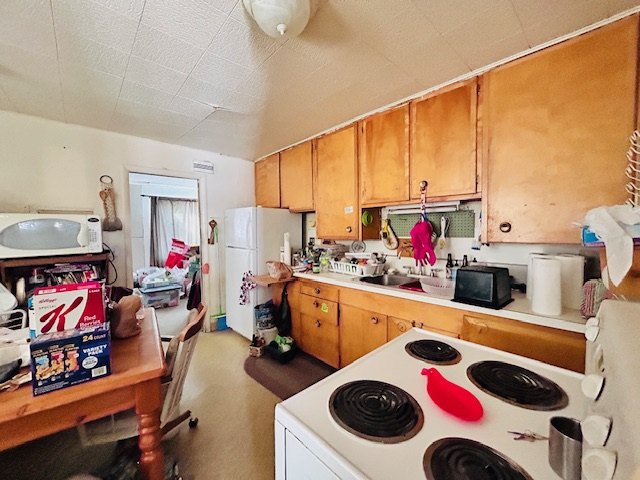 Before Kitchen Transformation